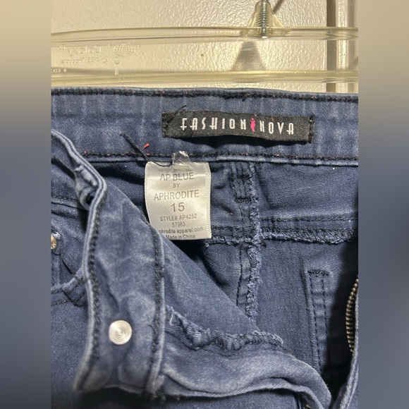Fashion Nova Jeans, size 15 - Picture 3 of 4